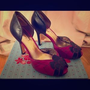 Poetic License Pumps